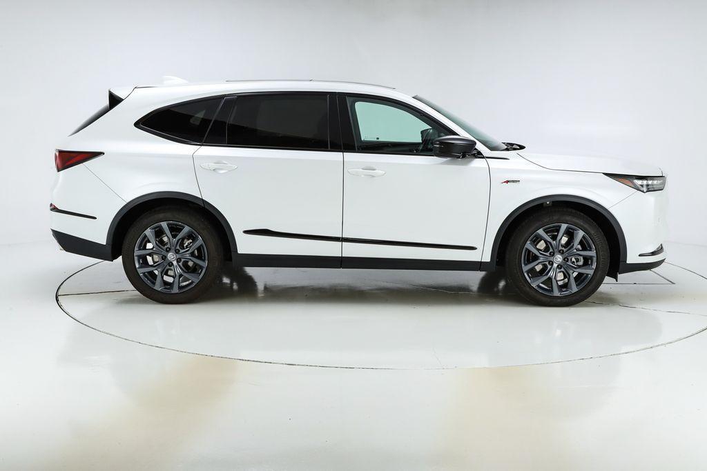 used 2023 Acura MDX car, priced at $43,597