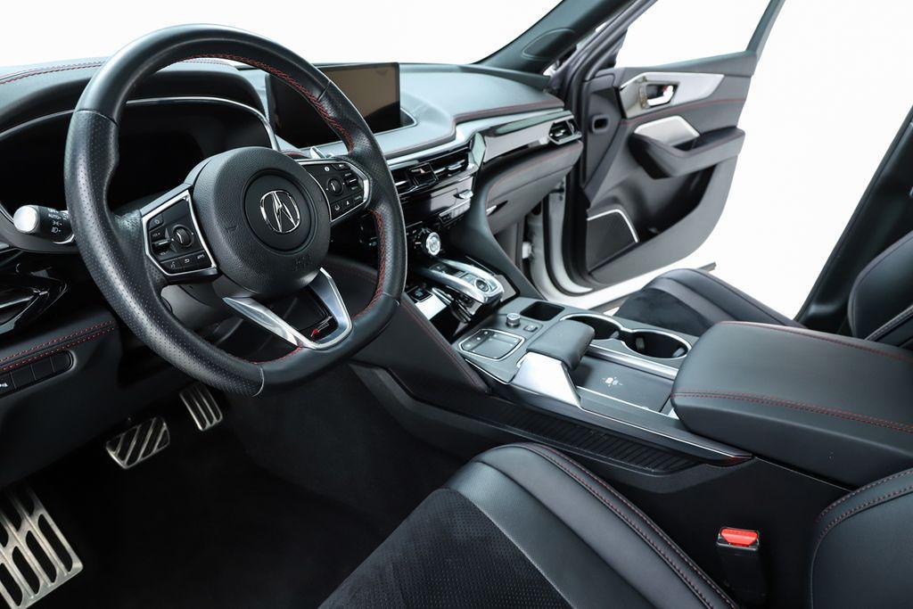 used 2023 Acura MDX car, priced at $43,597