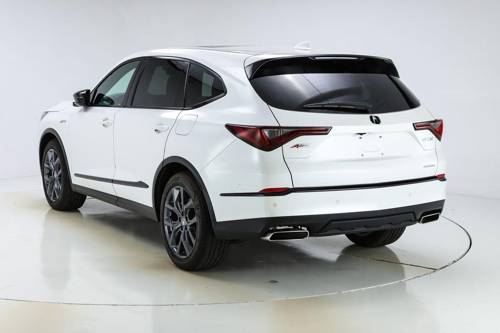 used 2023 Acura MDX car, priced at $43,597