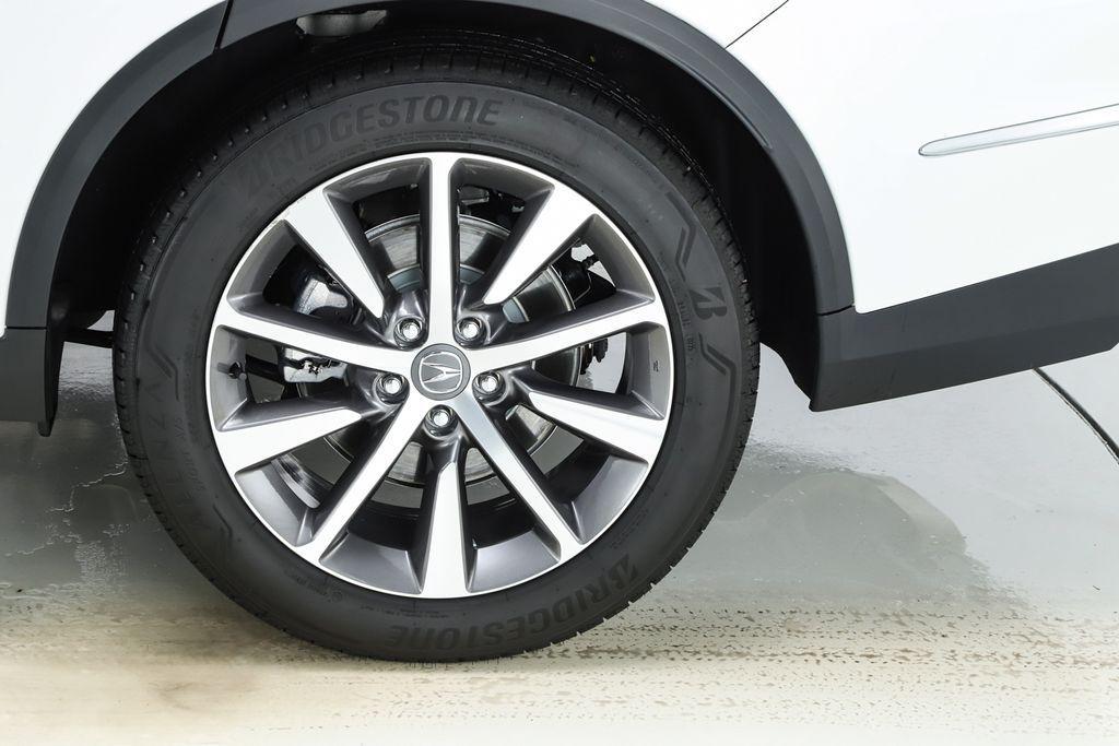 used 2025 Acura MDX car, priced at $53,932