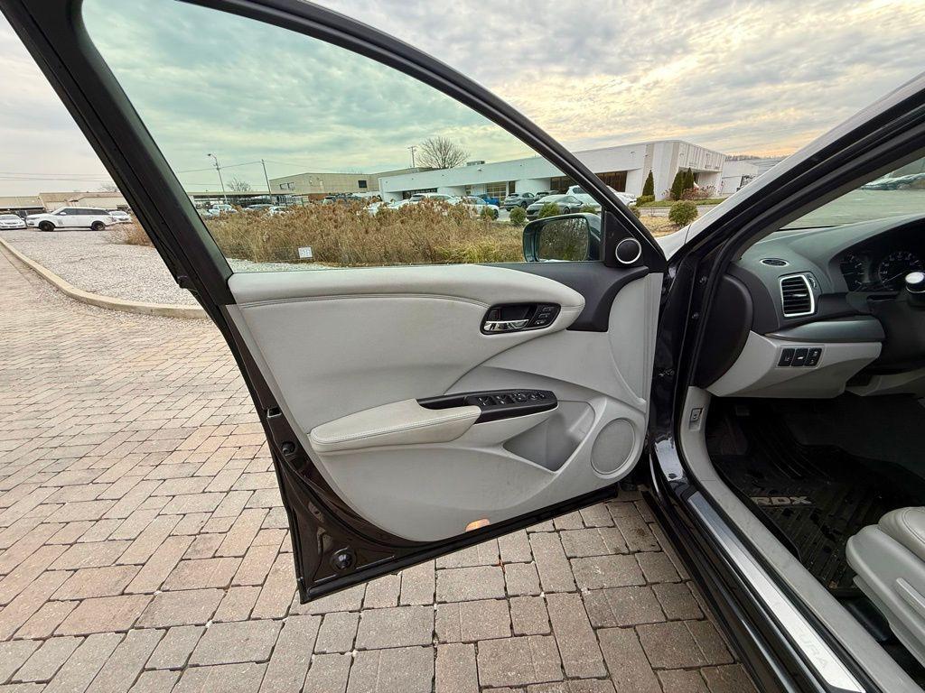 used 2016 Acura RDX car, priced at $15,417