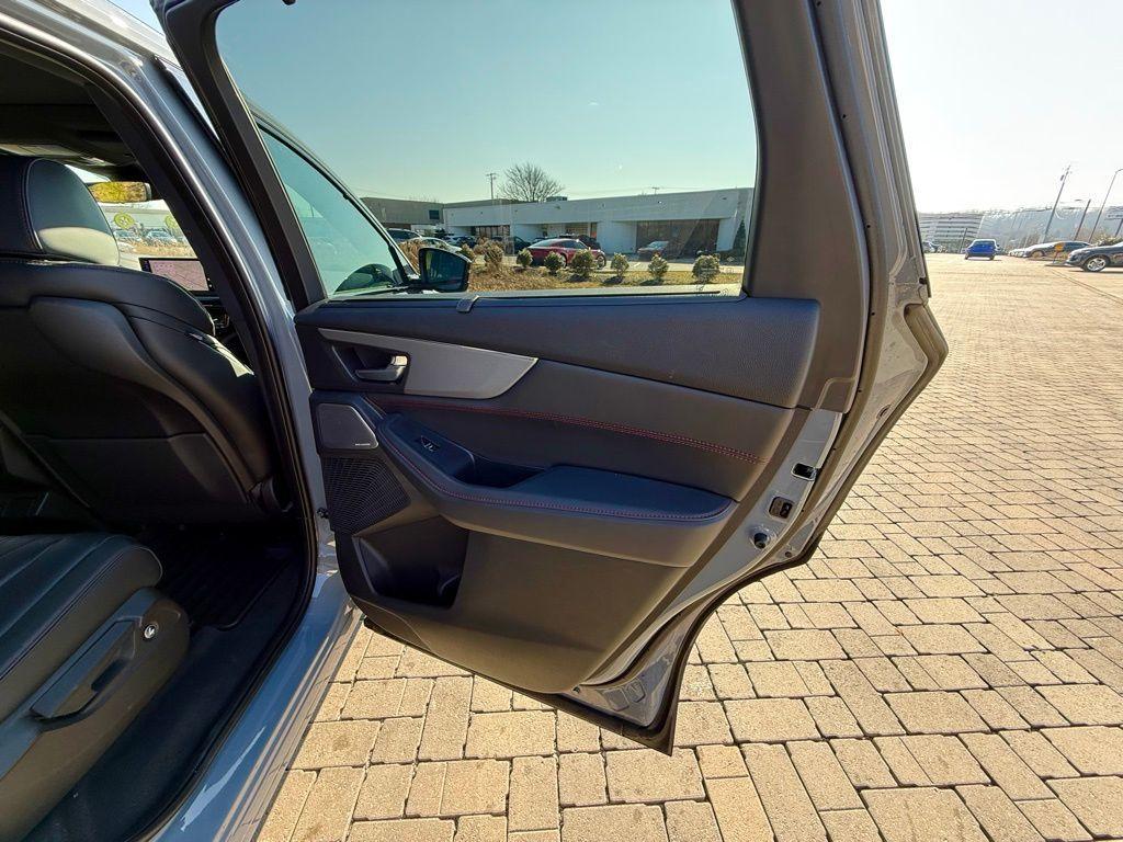 used 2025 Acura MDX car, priced at $58,328