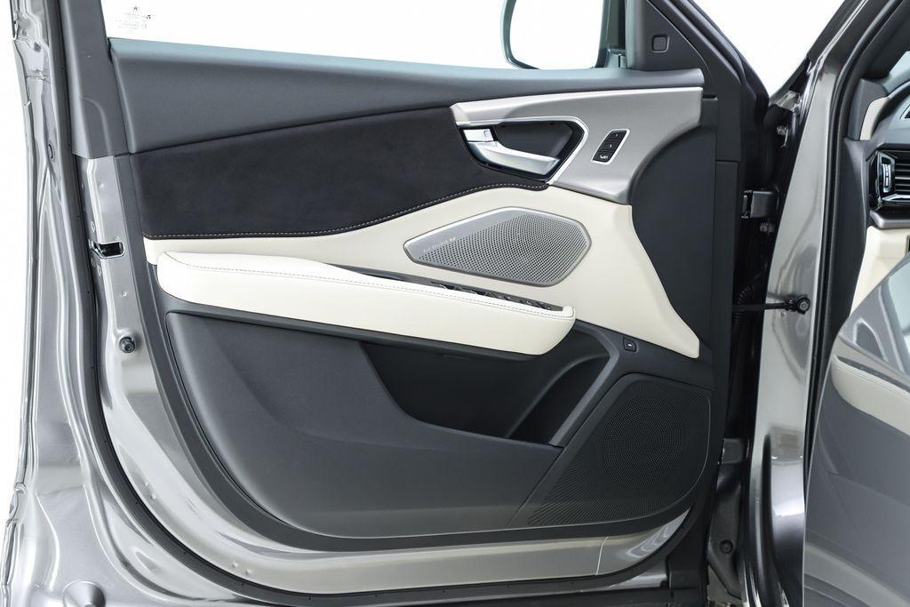 new 2026 Acura RDX car, priced at $57,400