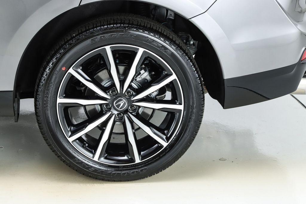 new 2026 Acura RDX car, priced at $57,400