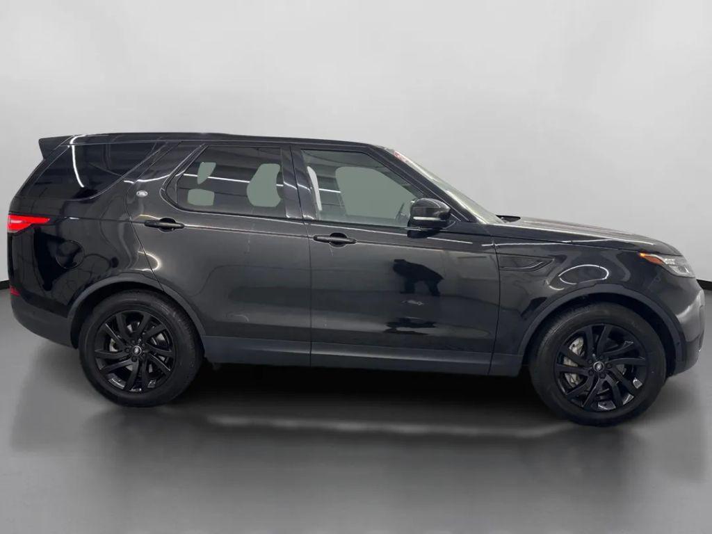 used 2020 Land Rover Discovery car, priced at $20,899