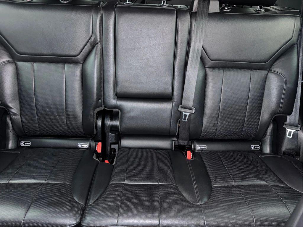 used 2020 Land Rover Discovery car, priced at $20,899