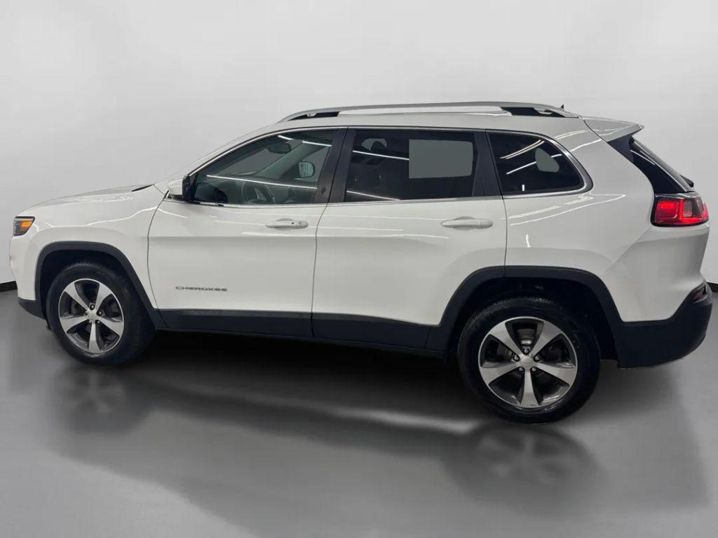 used 2019 Jeep Cherokee car, priced at $14,199