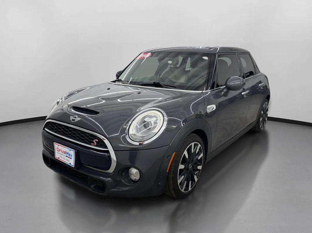 used 2018 MINI Hardtop car, priced at $13,296