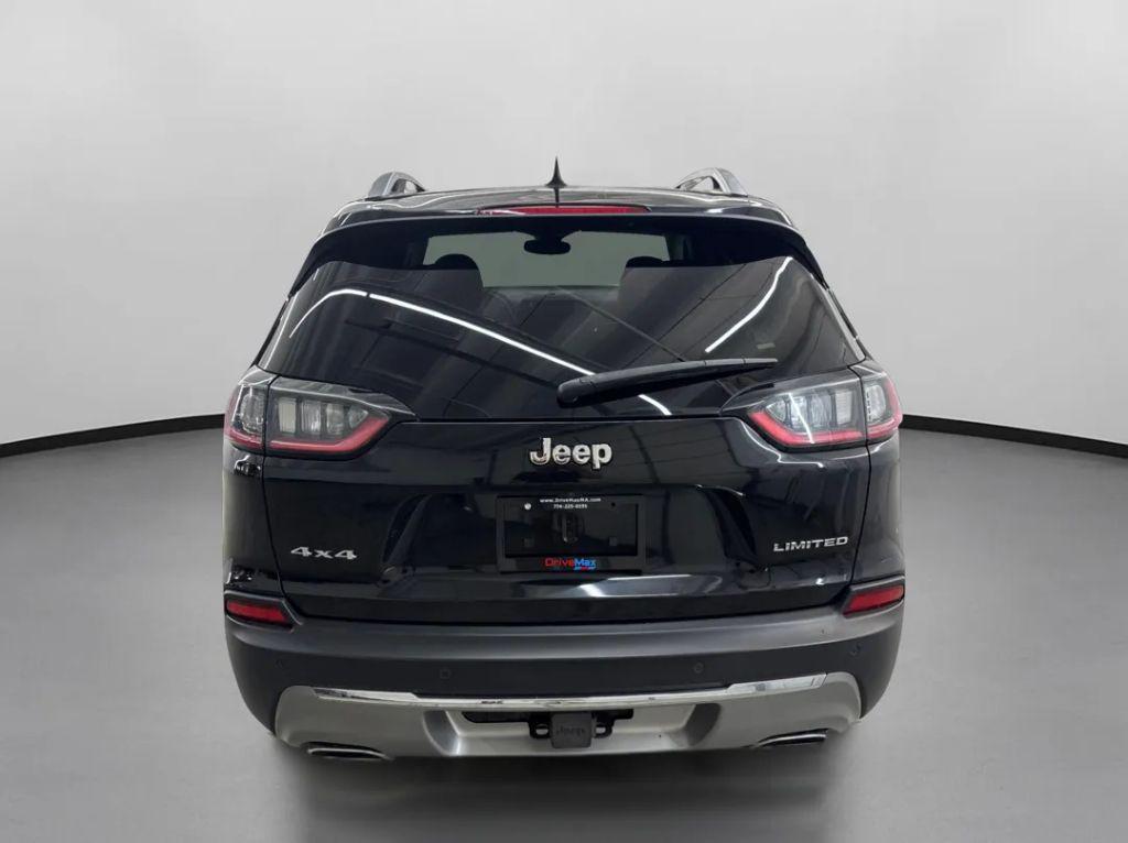 used 2021 Jeep Cherokee car, priced at $18,296