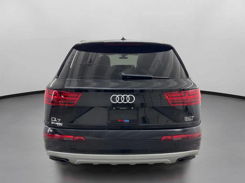 used 2017 Audi Q7 car, priced at $13,299
