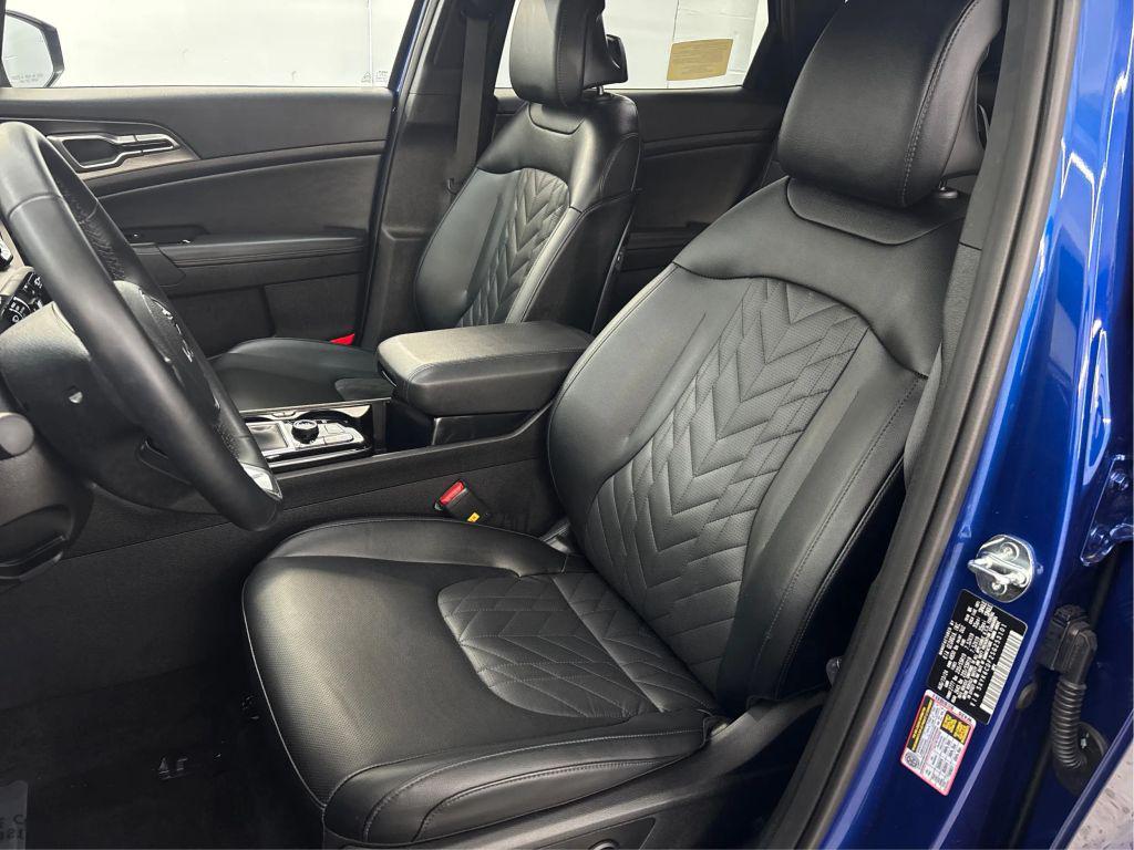 used 2025 Kia Sportage car, priced at $29,999