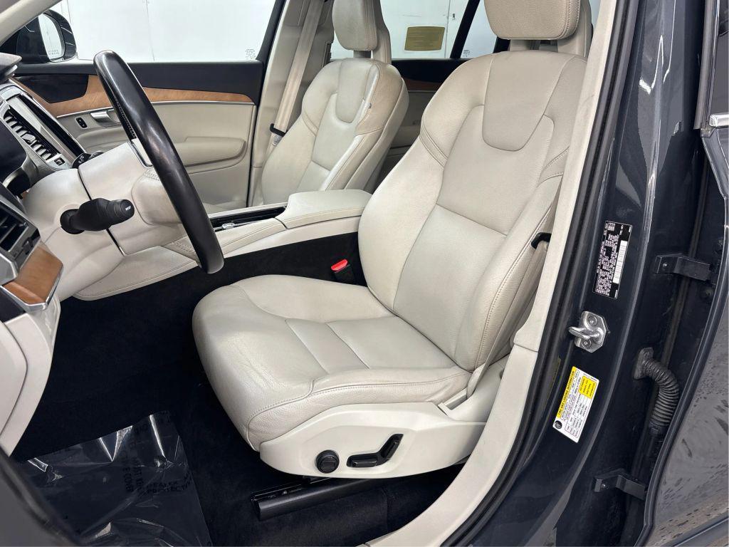 used 2021 Volvo XC90 car, priced at $21,999