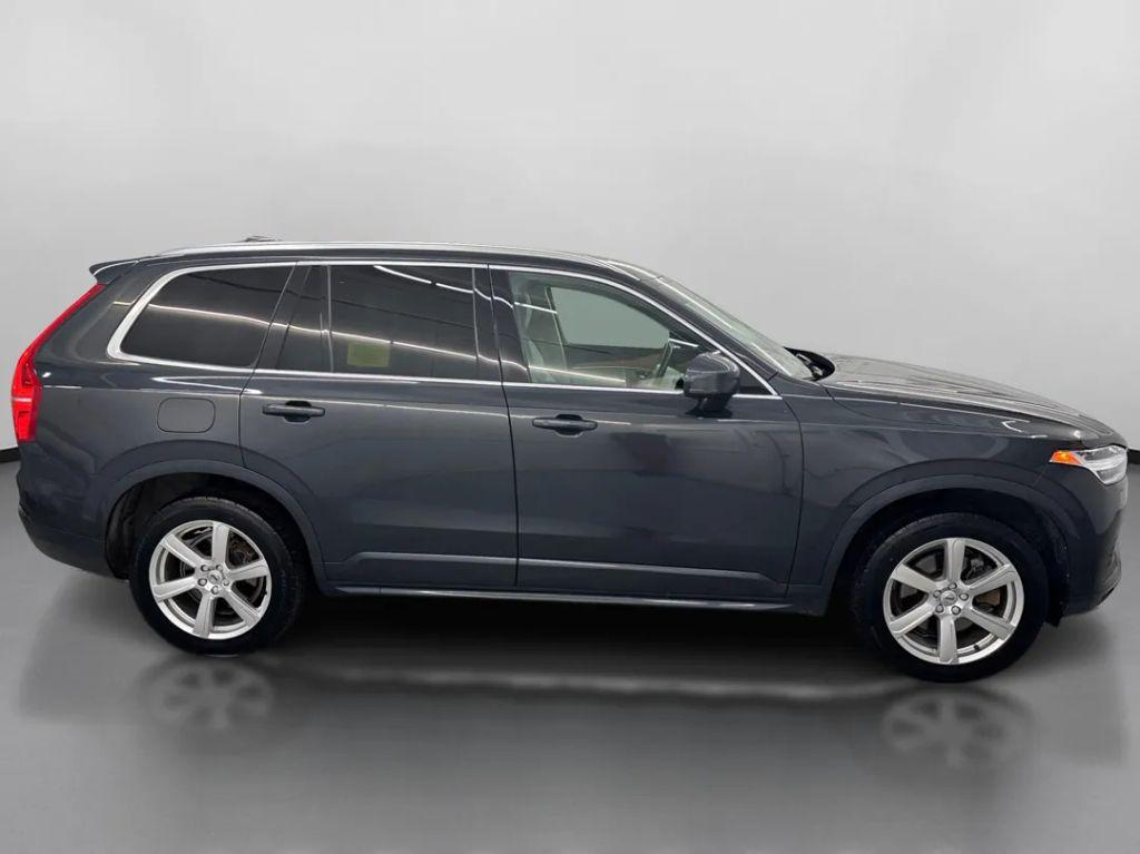used 2021 Volvo XC90 car, priced at $21,999