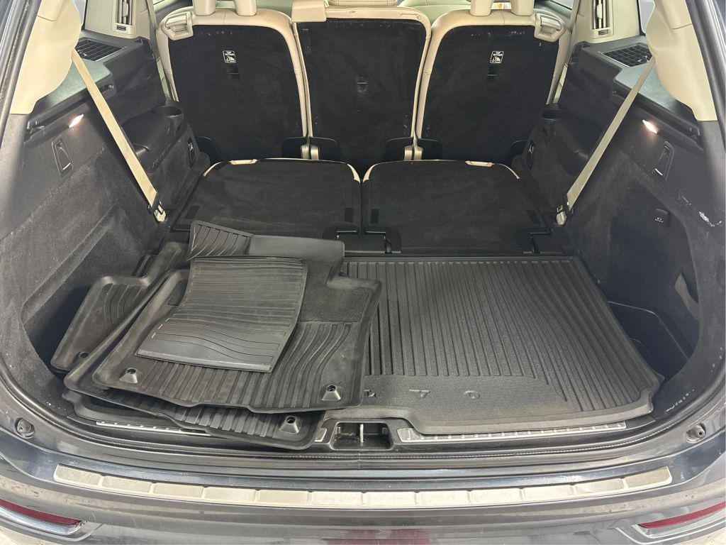used 2021 Volvo XC90 car, priced at $21,999