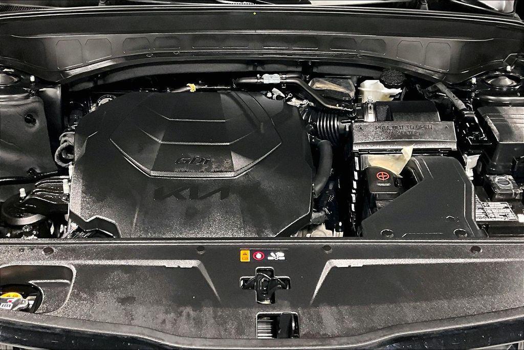 used 2024 Kia Telluride car, priced at $37,442