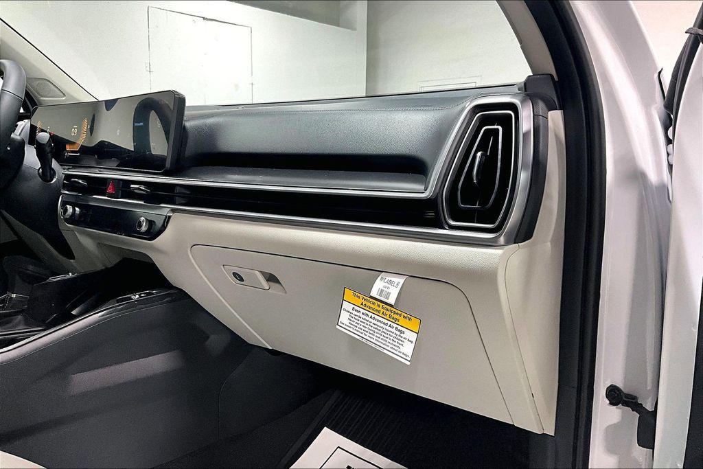 new 2026 Kia Sorento car, priced at $40,230