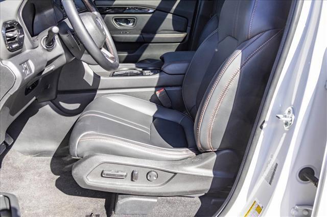 used 2024 Honda Pilot car, priced at $41,990