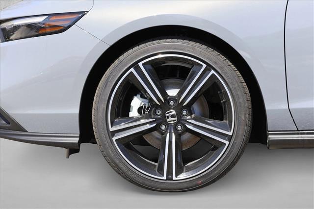 new 2026 Honda Accord Hybrid car, priced at $34,211