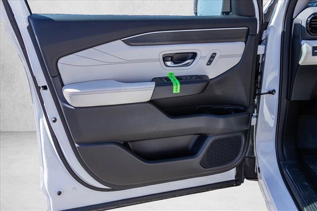 new 2026 Honda Pilot car, priced at $51,474