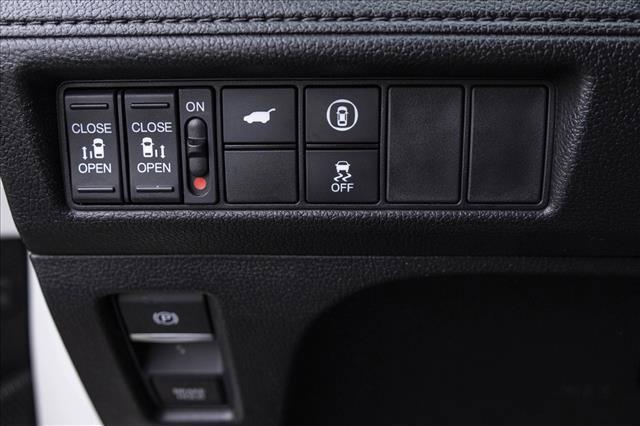 used 2023 Honda Odyssey car, priced at $33,678