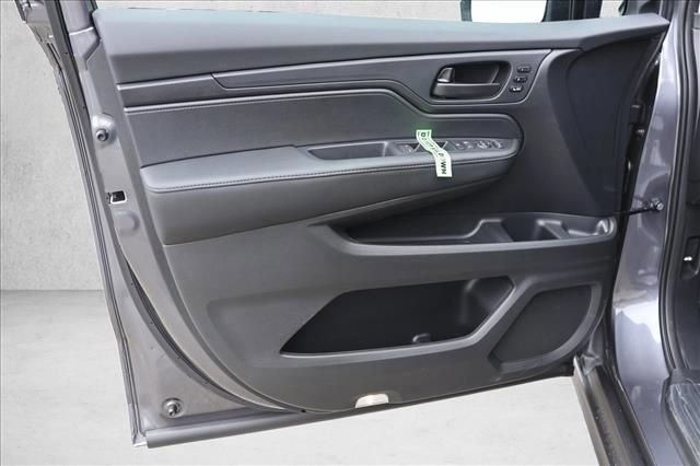 new 2026 Honda Odyssey car, priced at $42,014