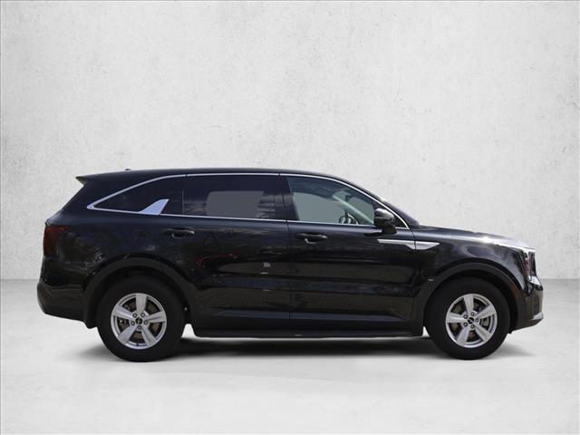 used 2025 Kia Sorento car, priced at $29,594