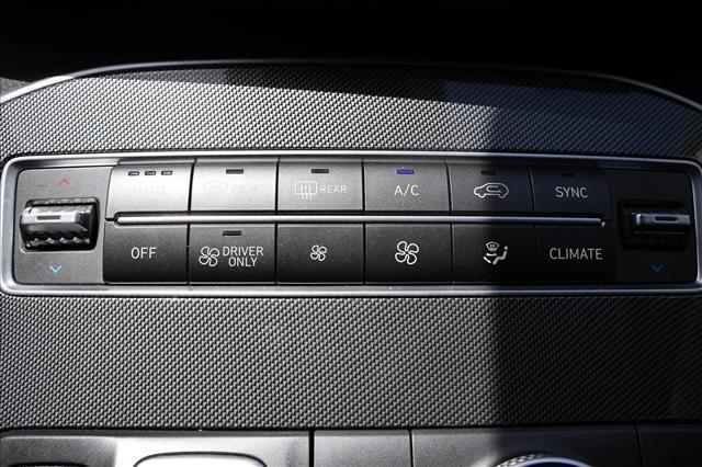 used 2022 Hyundai SANTA FE HEV car, priced at $25,377