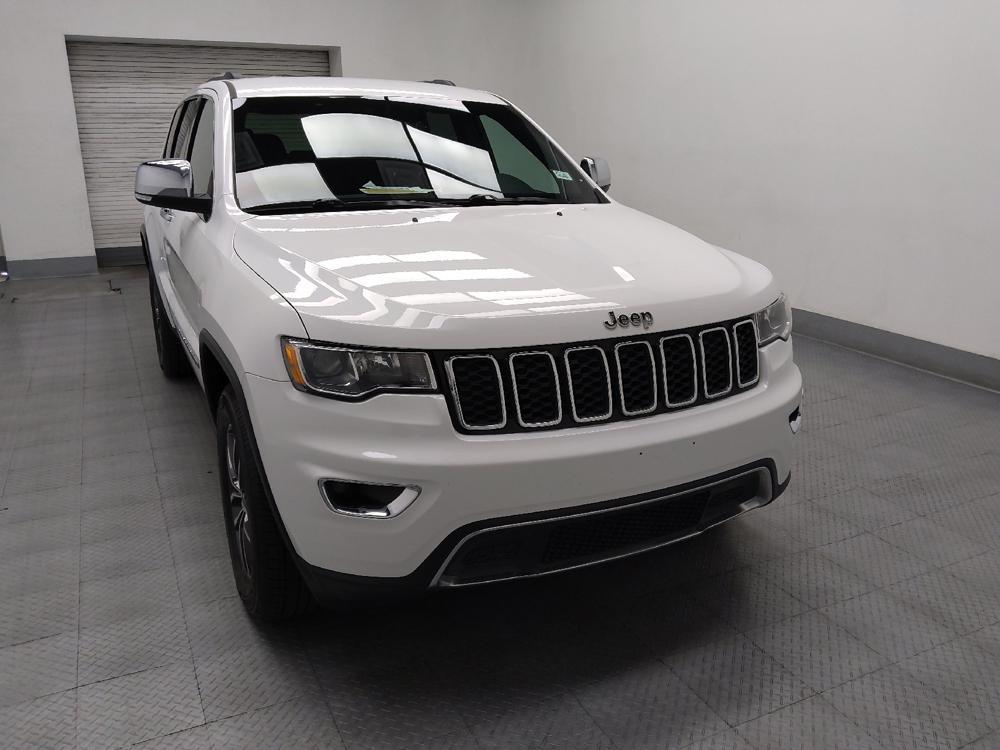 used 2018 Jeep Grand Cherokee car, priced at $19,195