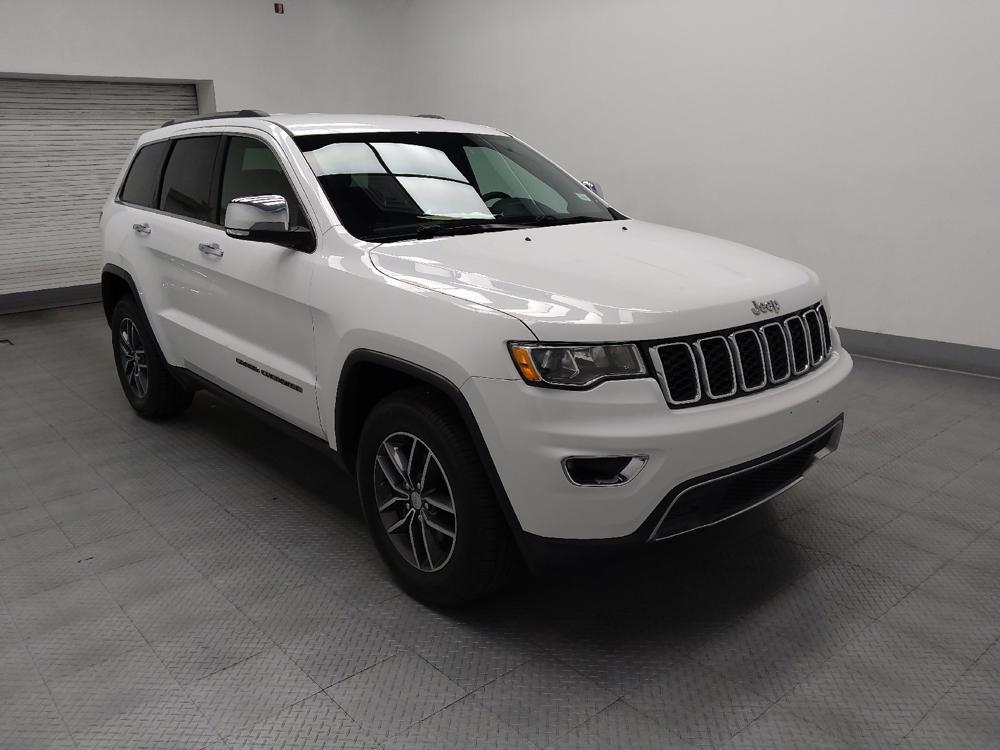 used 2018 Jeep Grand Cherokee car, priced at $19,195