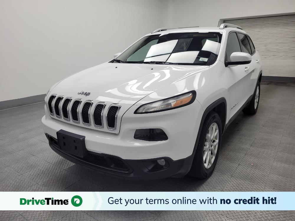 used 2018 Jeep Cherokee car, priced at $15,595