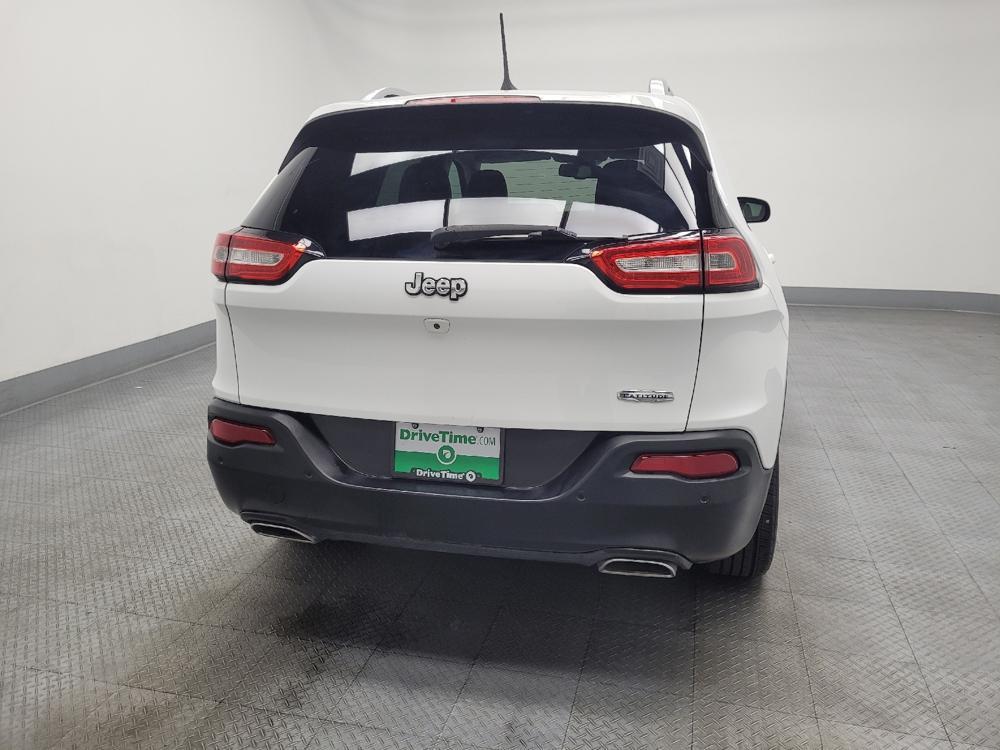 used 2018 Jeep Cherokee car, priced at $15,595