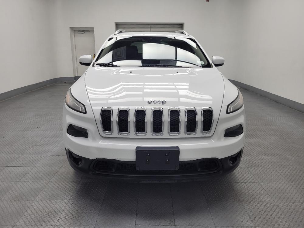 used 2018 Jeep Cherokee car, priced at $15,595