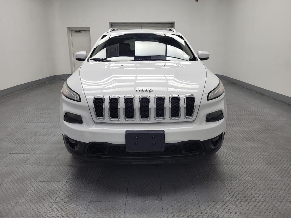 used 2018 Jeep Cherokee car, priced at $15,595