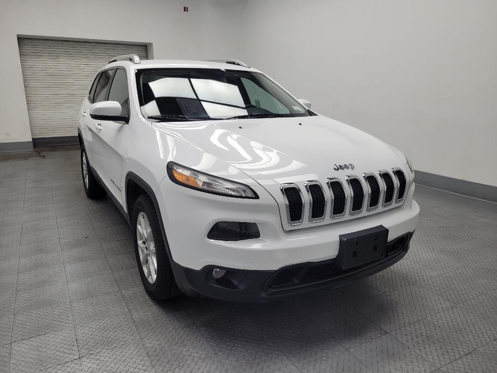 used 2018 Jeep Cherokee car, priced at $15,595