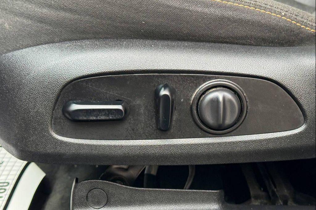 used 2020 Chevrolet Equinox car, priced at $18,797