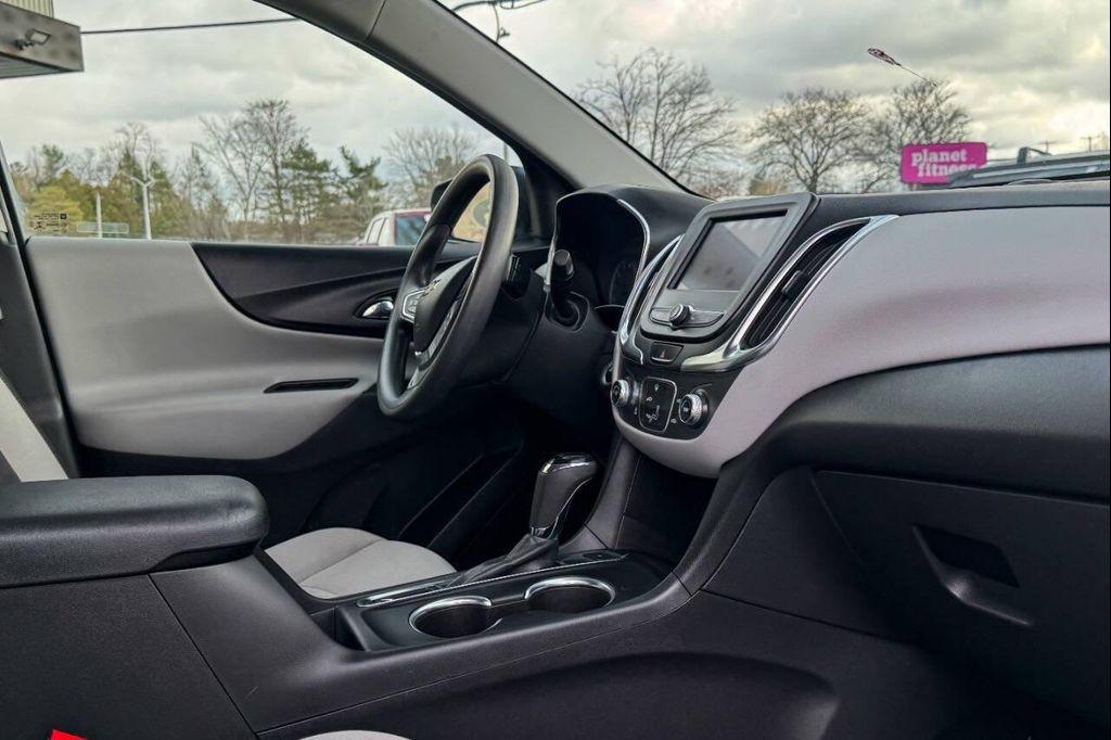 used 2021 Chevrolet Equinox car, priced at $15,997