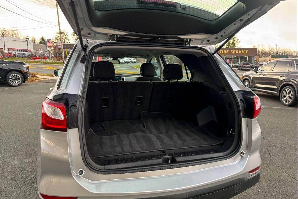 used 2021 Chevrolet Equinox car, priced at $15,997