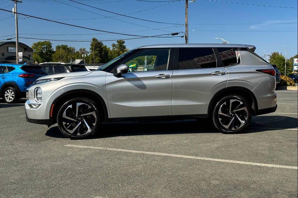 used 2022 Mitsubishi Outlander car, priced at $19,997