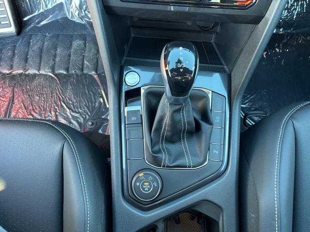 new 2024 Volkswagen Tiguan car, priced at $31,500