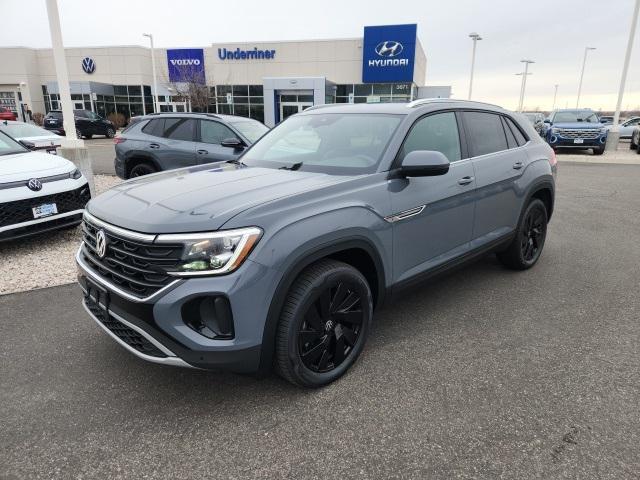 new 2026 Volkswagen Atlas Cross Sport car, priced at $49,414