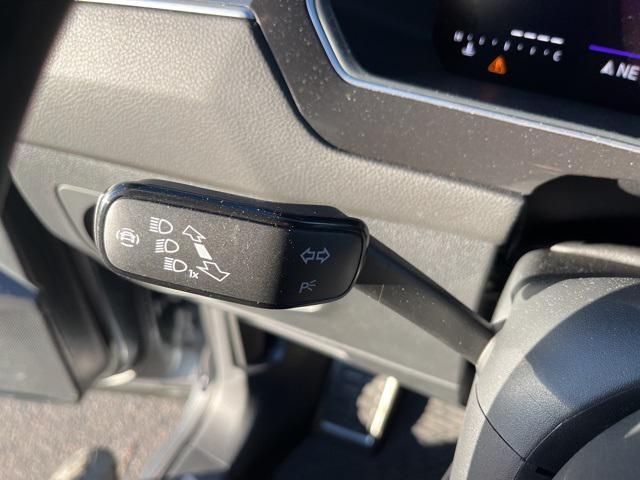 new 2024 Volkswagen Tiguan car, priced at $31,500