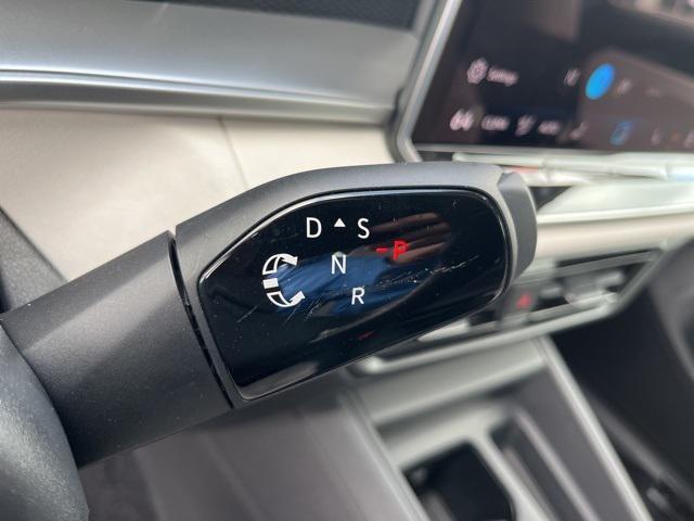 new 2025 Volkswagen Tiguan car, priced at $37,000