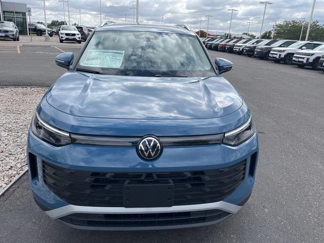 new 2025 Volkswagen Tiguan car, priced at $37,000