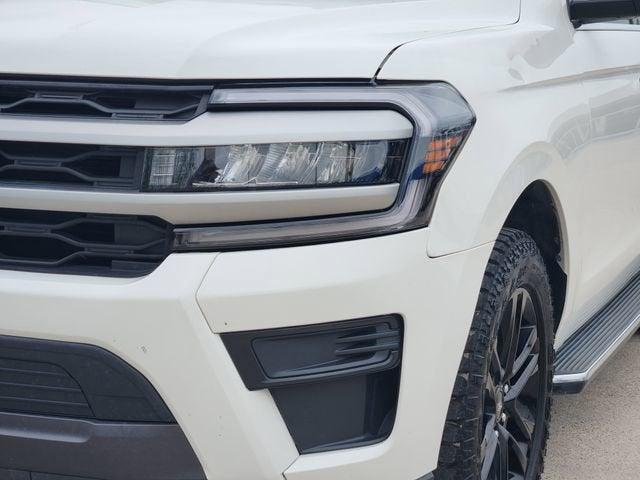 used 2023 Ford Expedition car, priced at $32,000
