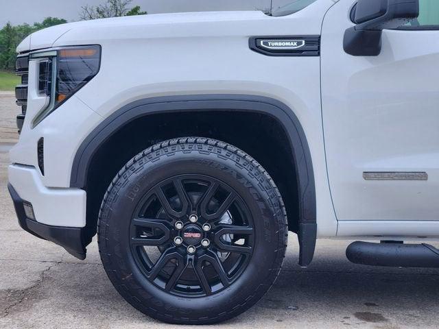 new 2026 GMC Sierra 1500 car, priced at $43,805