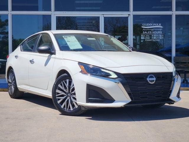 used 2025 Nissan Altima car, priced at $18,500