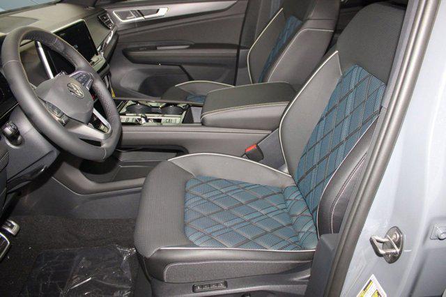 new 2026 Volkswagen Atlas Cross Sport car, priced at $54,771