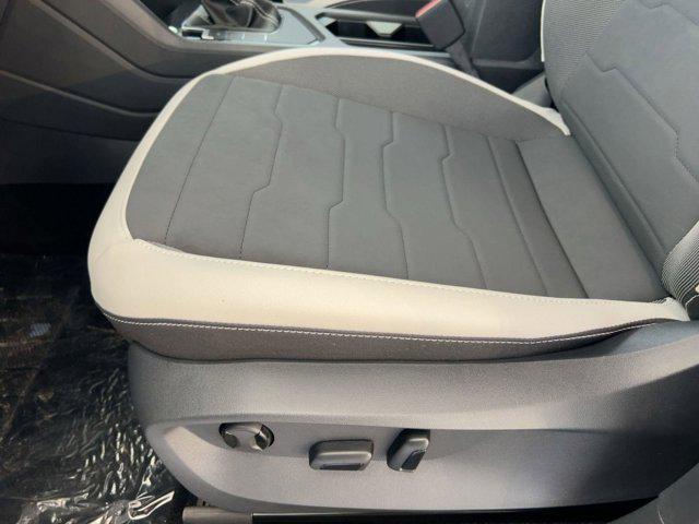 new 2026 Volkswagen Taos car, priced at $31,461