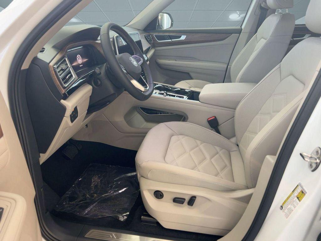new 2026 Volkswagen Atlas car, priced at $43,607