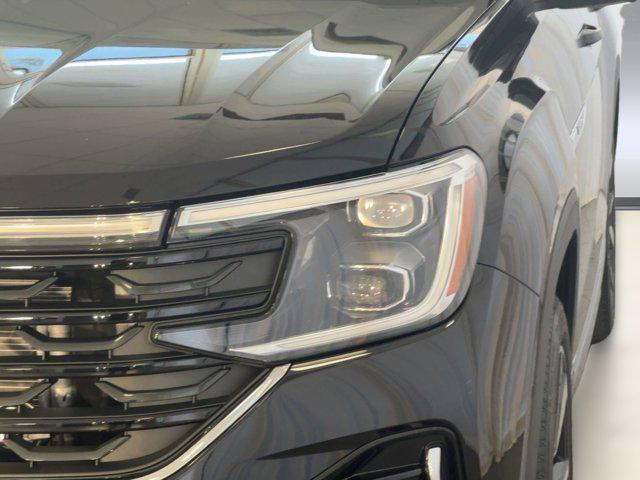 new 2026 Volkswagen Atlas car, priced at $55,031